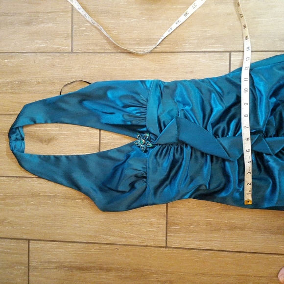 Jessica McClintock for Gunne Sax 3/4 turquoise backless mermaid halter dress - Picture 11 of 12